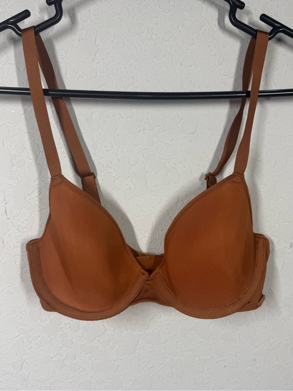 Skims Weightless Demi Bra Size 32C